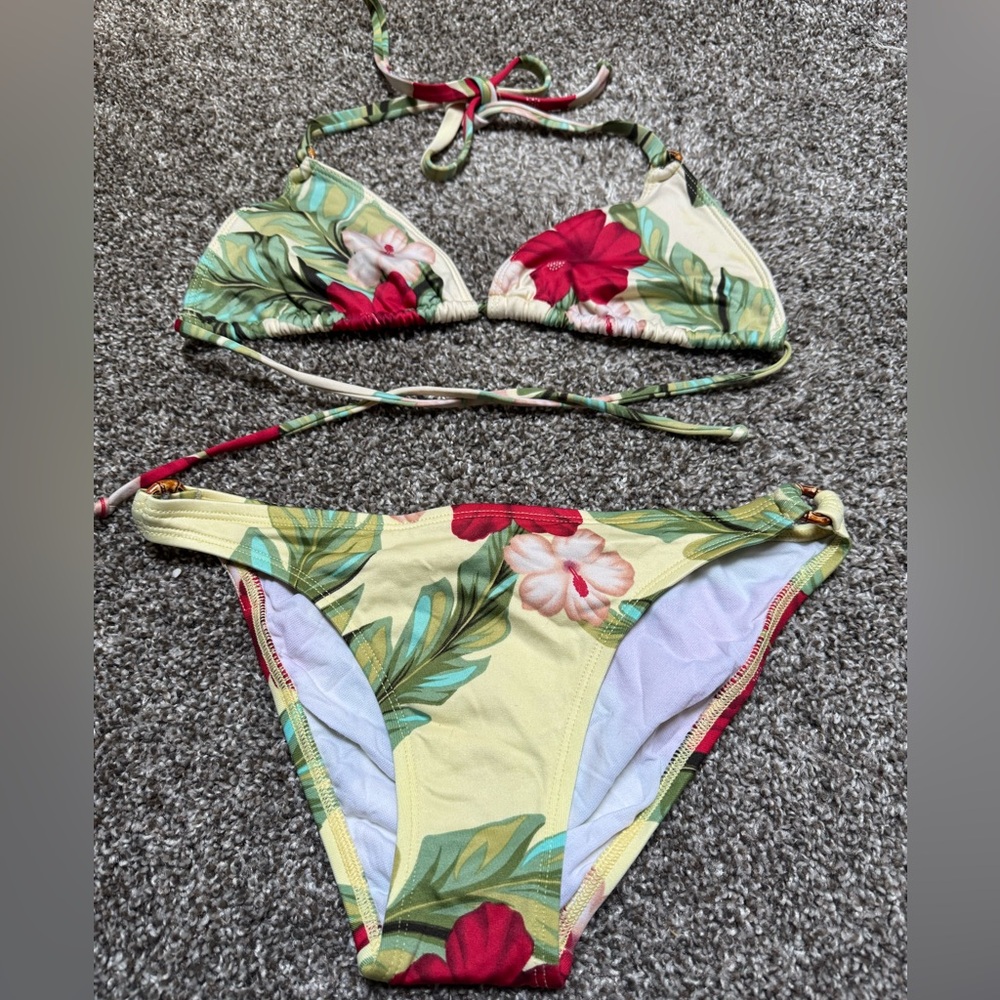 Esprit Floral Bikini Set with Red and Green Accents